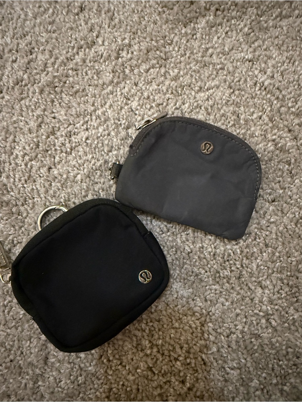 lululemon athletica Men’s Compact Coin Pouch - Black & Gray